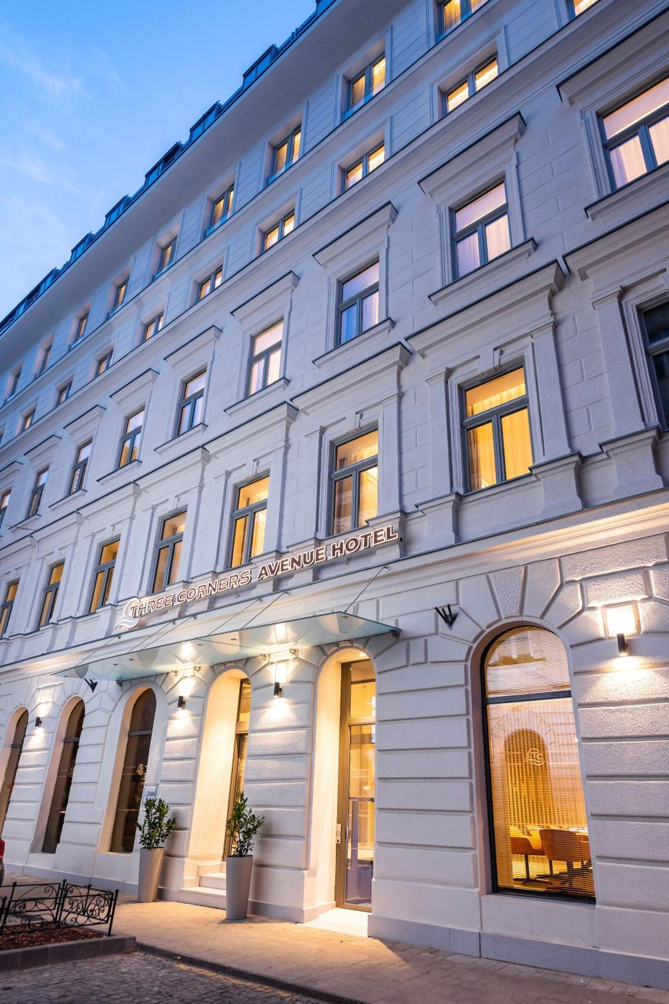 Three Corners Avenue Hotel Budapest Exteriör bild